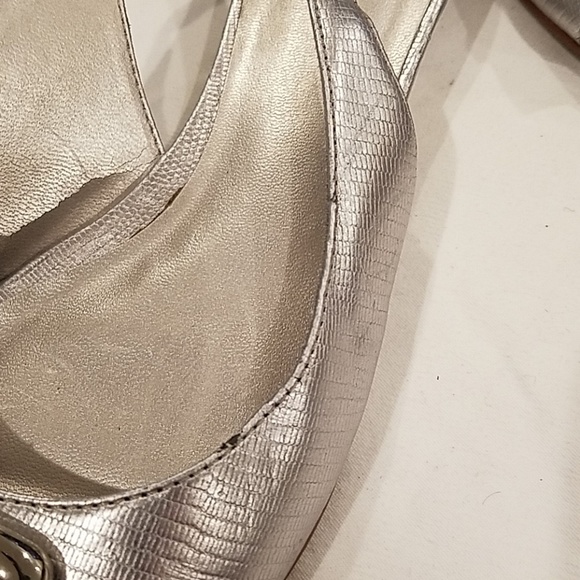 Ann Taylor LOFT silver flats size 8 - Picture 3 of 7